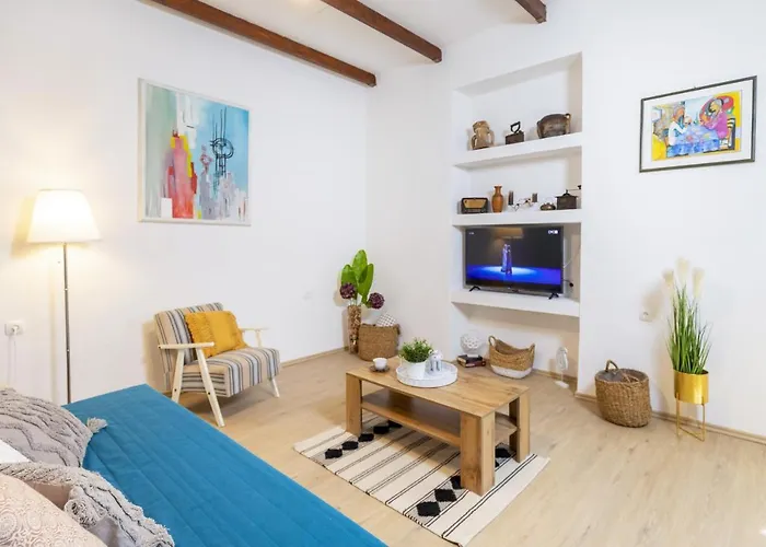 Διαμέρισμα Mario Πούλα