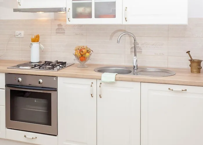 아파트 Mario 풀라